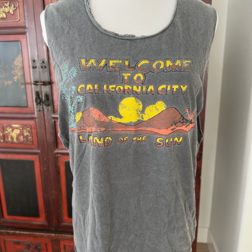 Midnight Rider Charcoal Sleeveless Tee With ‘Welcome to California City’ Graphic